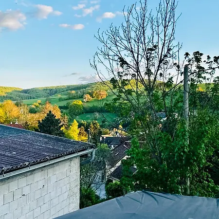 Διαμέρισμα Cozy 2br & Lr With Balcony Near Museum Gugging Klosterneuburg