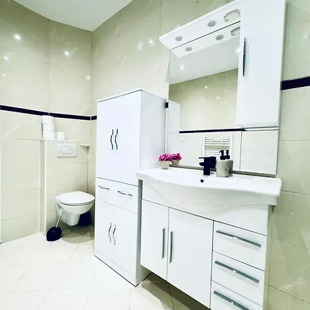 Διαμέρισμα Cozy 2br & Lr With Balcony Near Museum Gugging Klosterneuburg